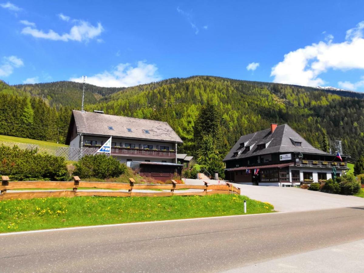 Gasthof Draxlerhaus Hohentauern Buitenkant foto